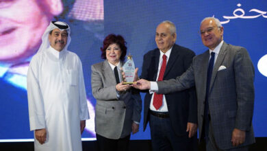 الكاتب مصطفى النجار فى أثناء التكريم