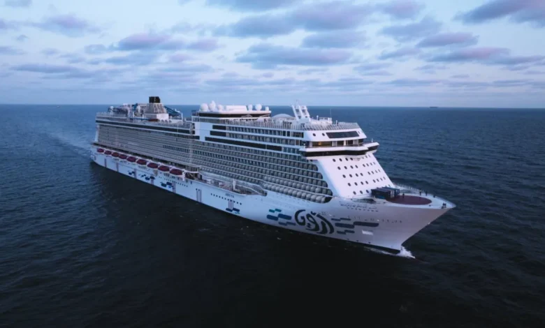 أرويا كروزس