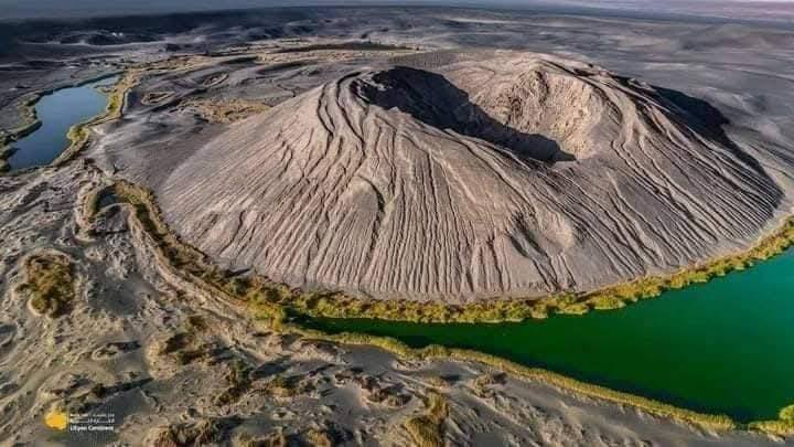 واو الناموس