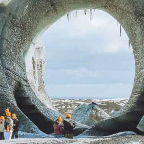 كهف كاتلا الجليدي