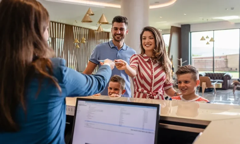 حجز الفنادق عند السفر مع العائلة