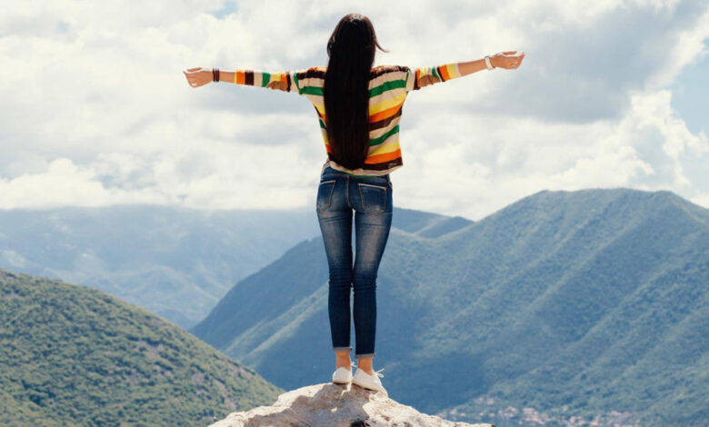 نصائح أساسية للبنات عند السفر بمفردهم