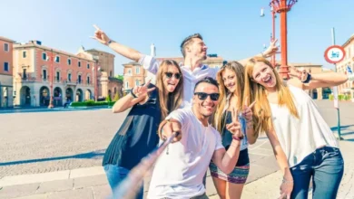 السفر مع الأصدقاء