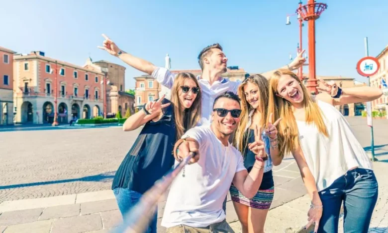 السفر مع الأصدقاء